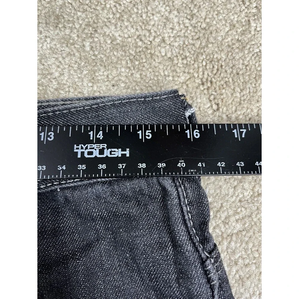 Levis this pair