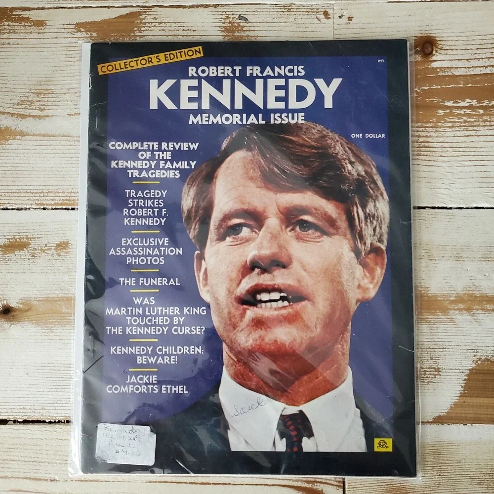 Robert Francis Kennedy : MEMORIAL ISSUE -‎ RFK - 1968 Collector's Edition