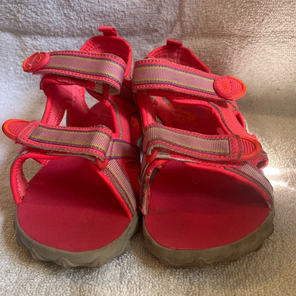 Stride Rite bright comfortable