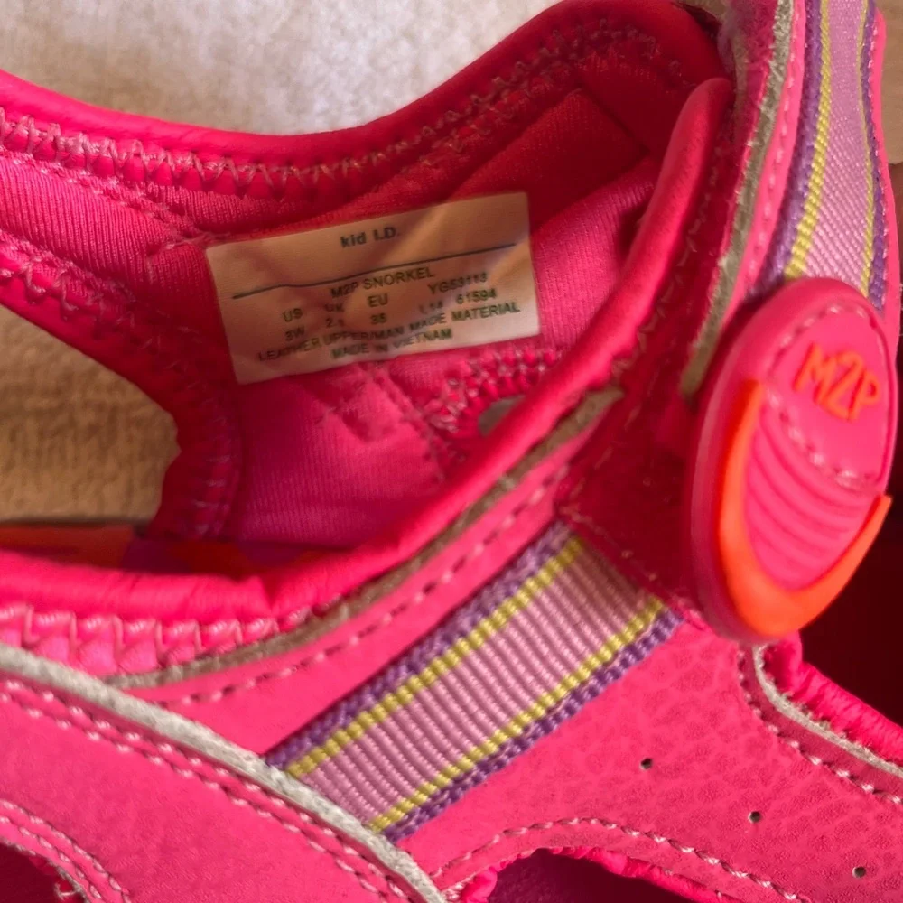 Stride Rite bright comfortable