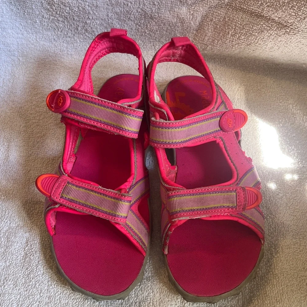 Stride Rite bright comfortable