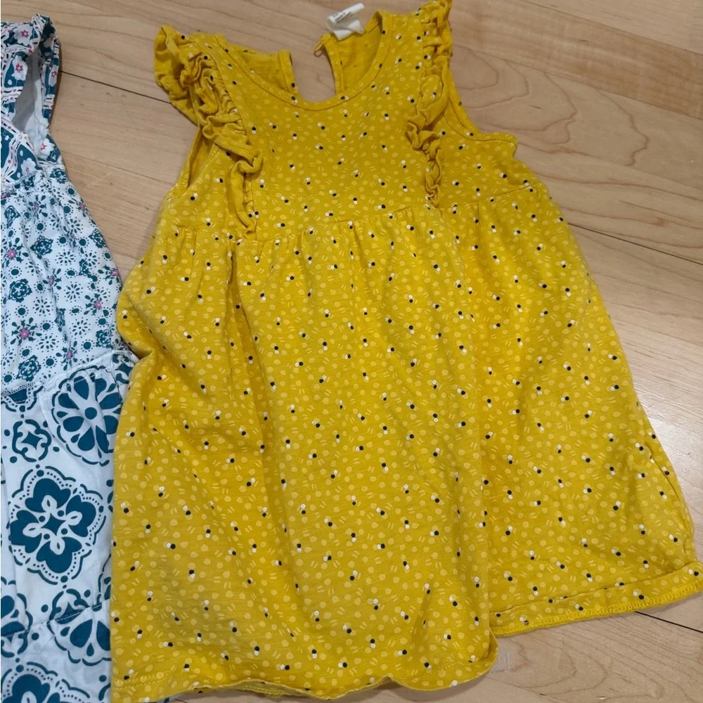 Old Navy pattern white