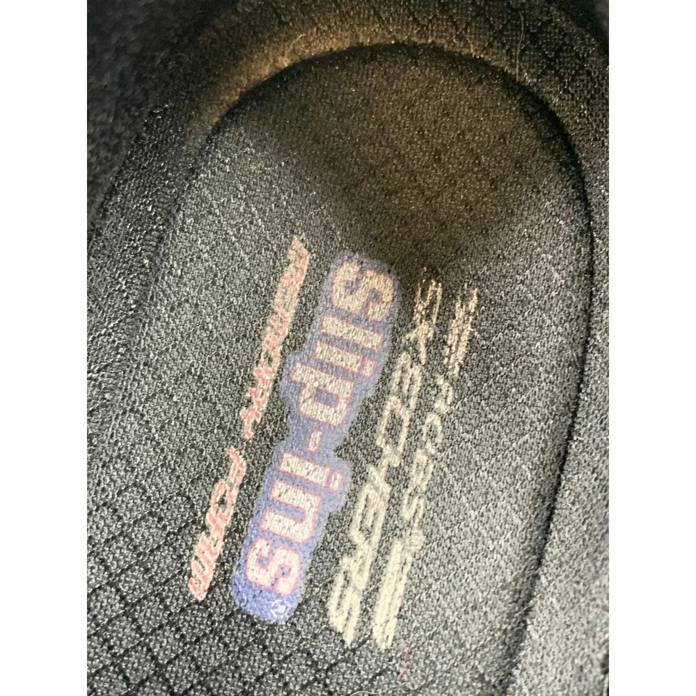 Skechers hands free