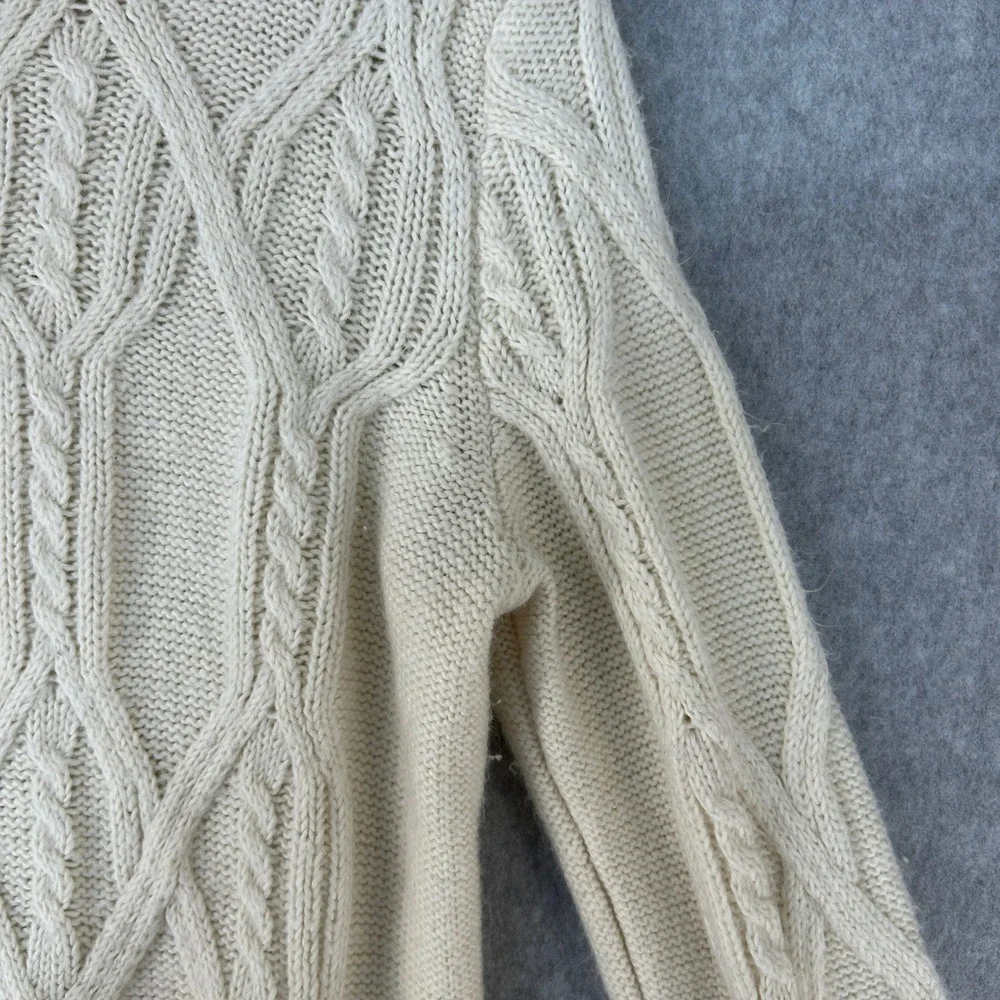 Banana Republic preowned blend neck