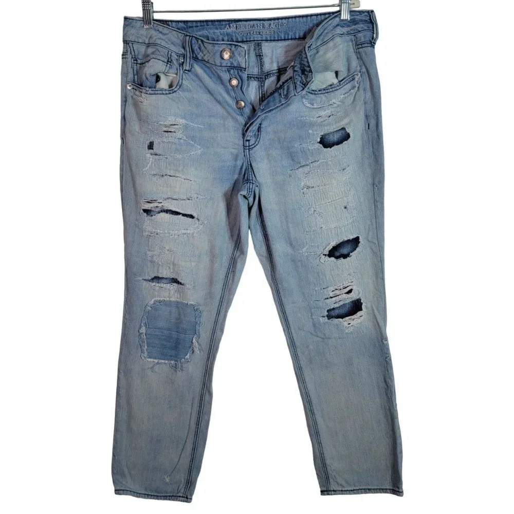 American Eagle‎ Womens Tomgirl Jeans 14 Button Fly Distressed 100% Cotton AEO