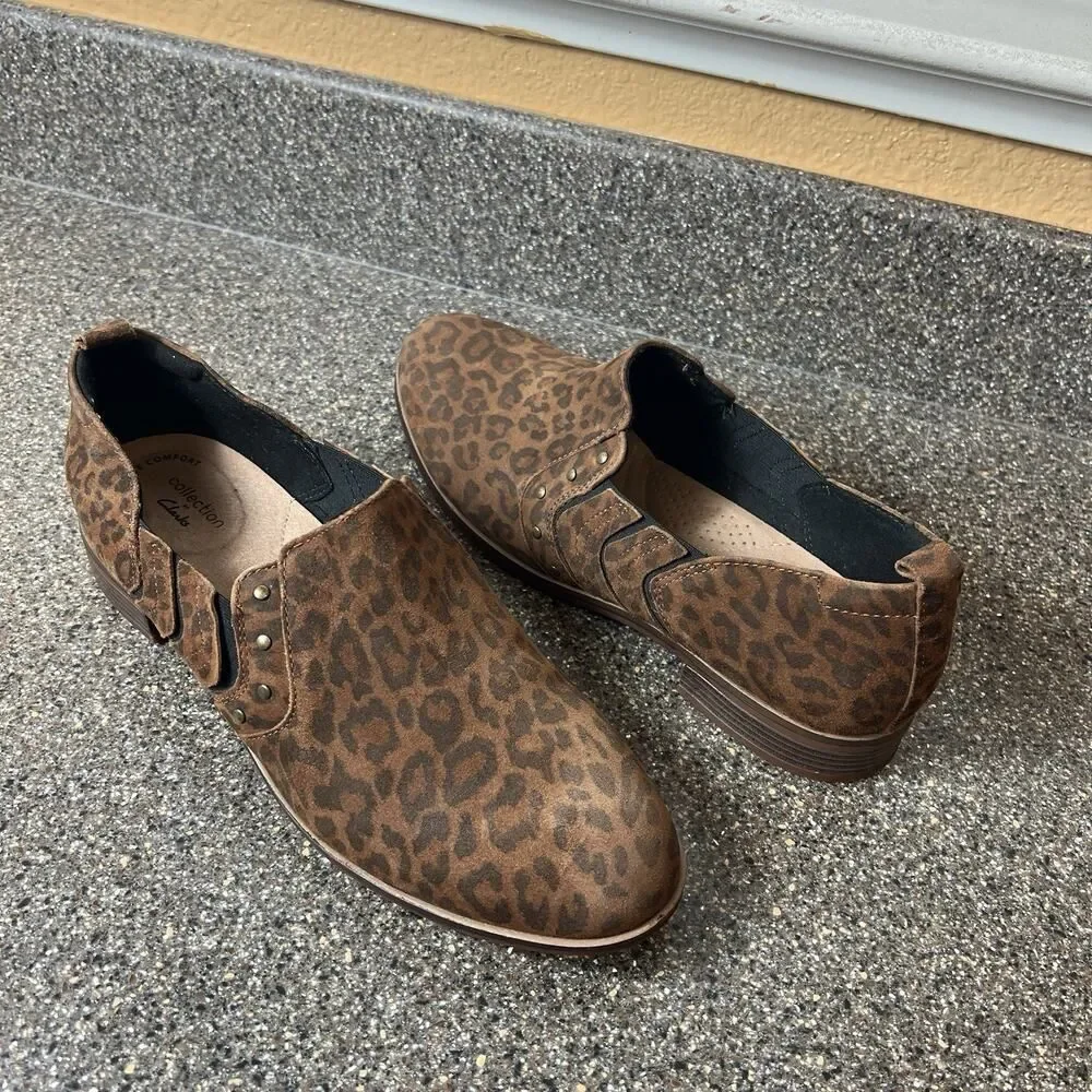 Clarks Collection Womens 11 M Leopard Suede Comfort Casual Slip On Low Heel Shoe