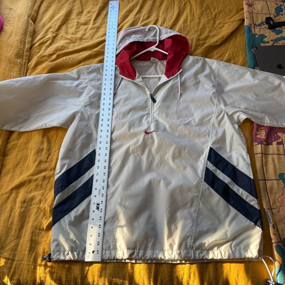 Nike vintage windbreaker