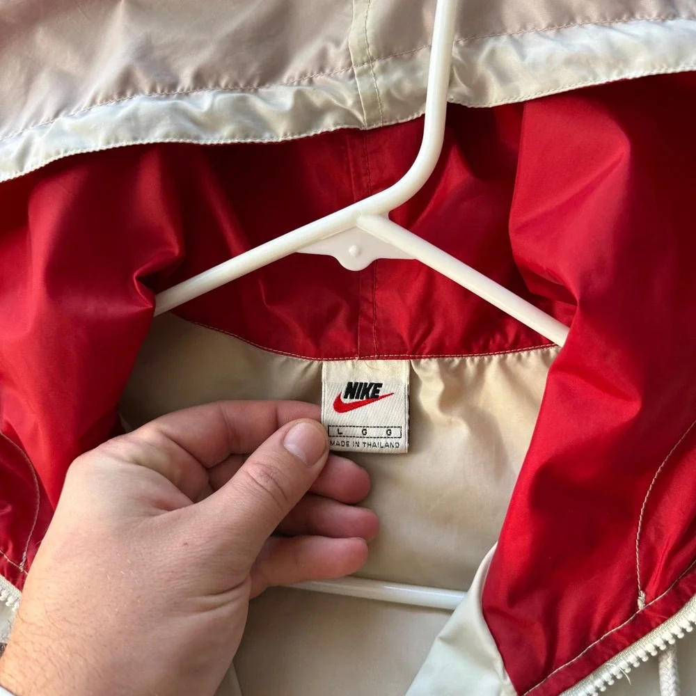 Nike vintage windbreaker