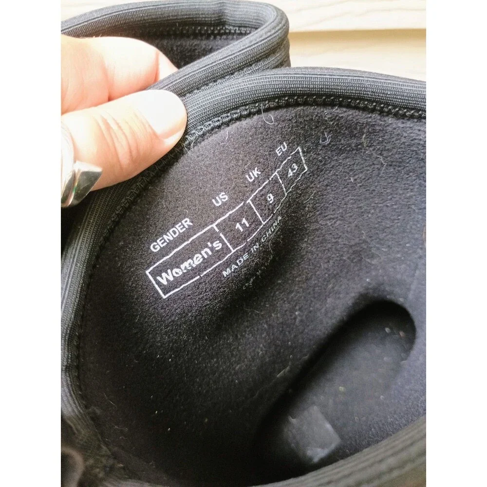 Muck Boots gently shipped be