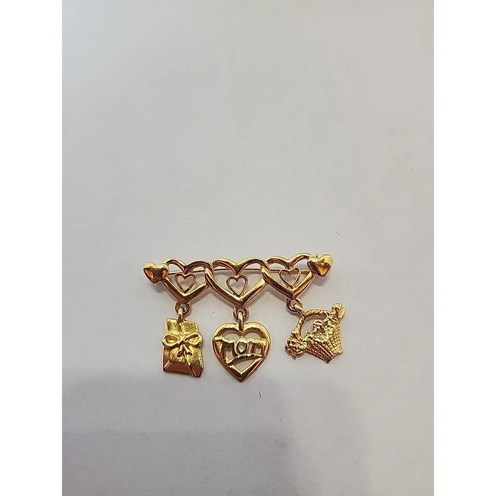 Mother Pin With Charms‎