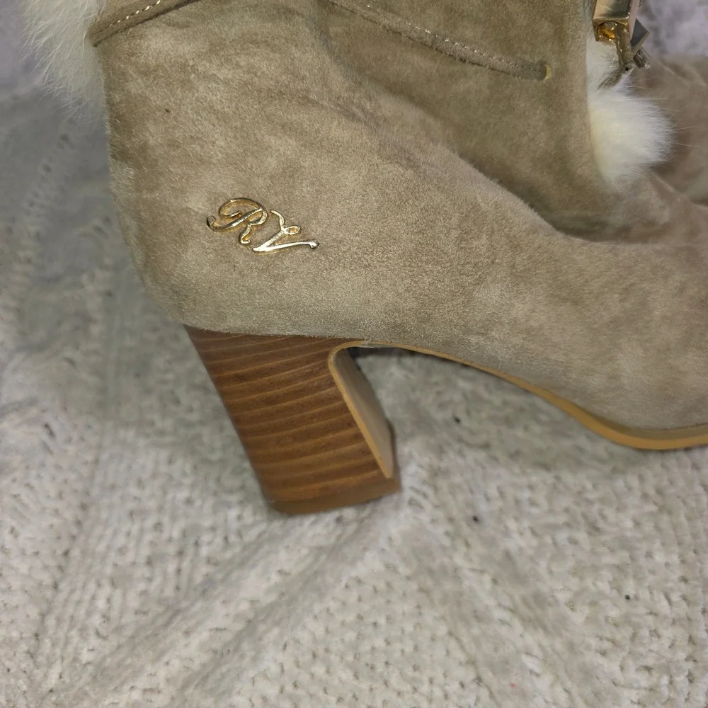 Roger Vivier rv roger
