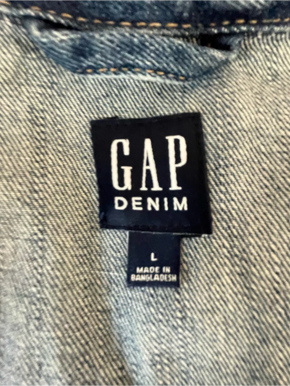 GAP puff sleeve