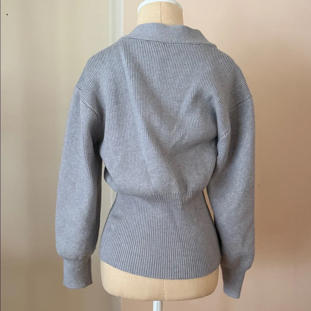 EXPRESS Light Gray Cinched Waist Puffy Sleeve Decorative Button Ribbed Cardigan
