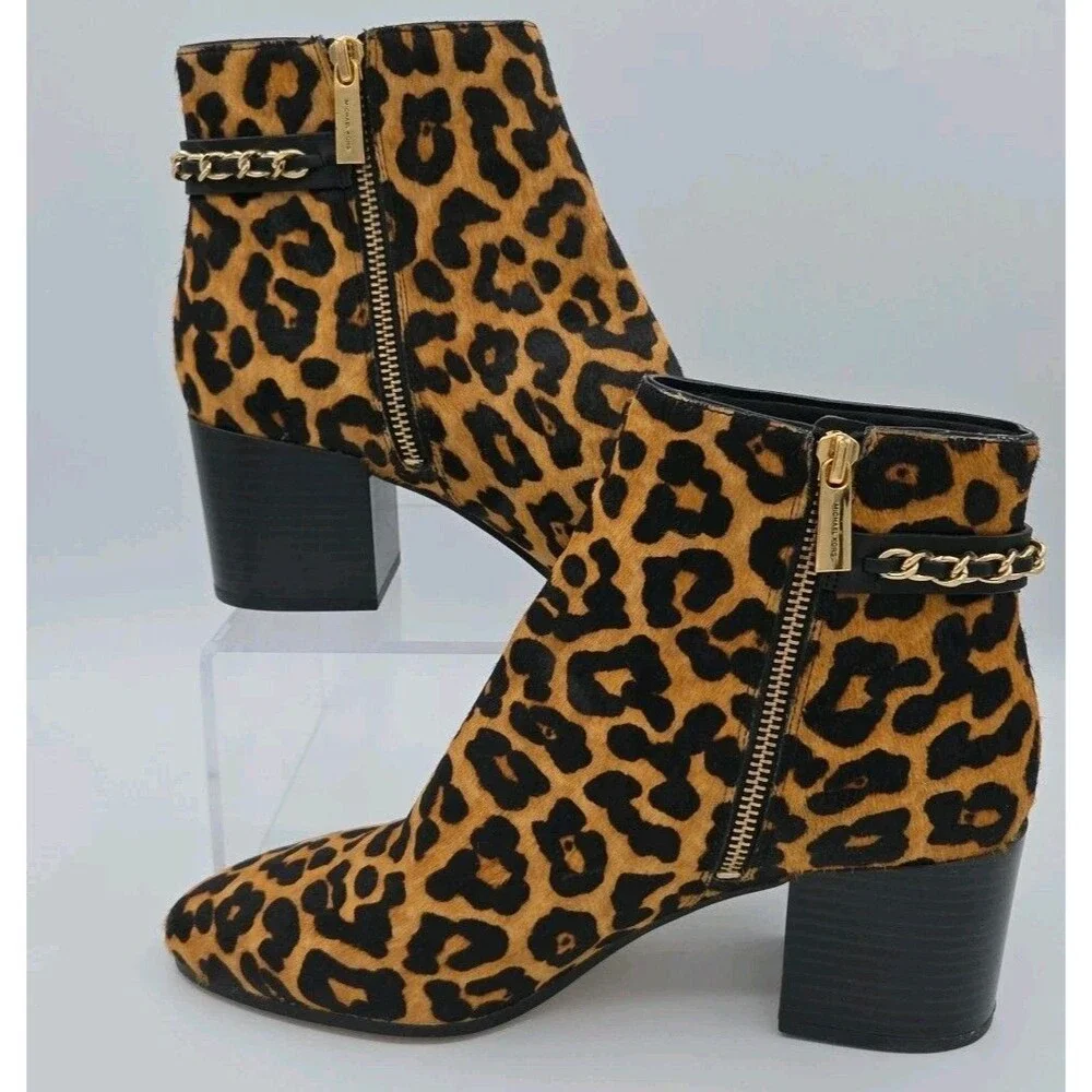 Michael Kors Elsa leopard print calf hair ankle boot gilded chain Size 8.5 EUC