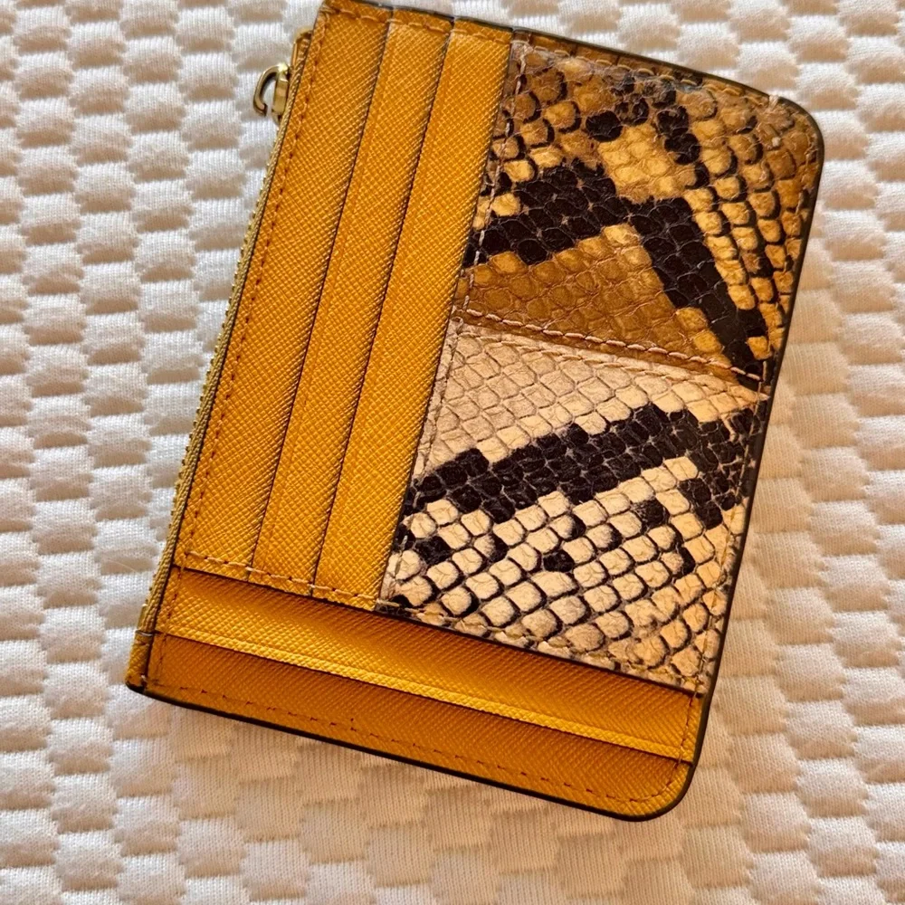 Tory Burch elegant card