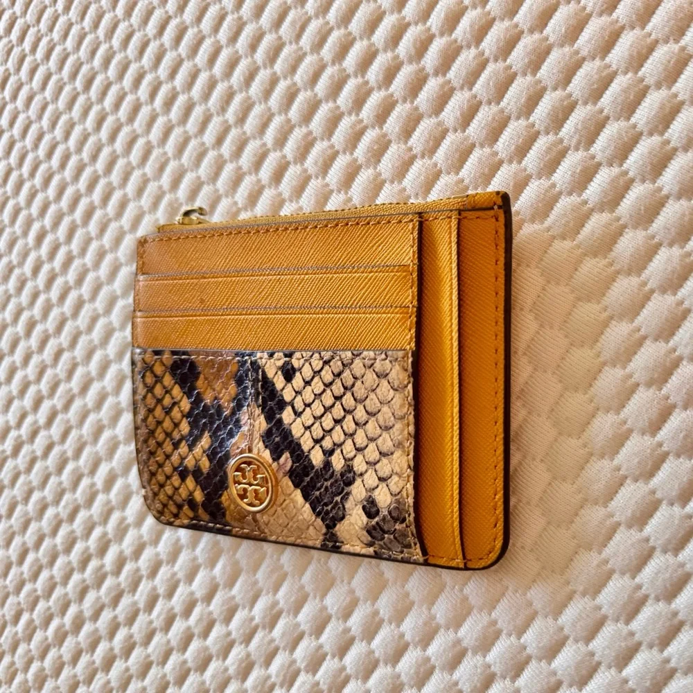 Tory Burch elegant card