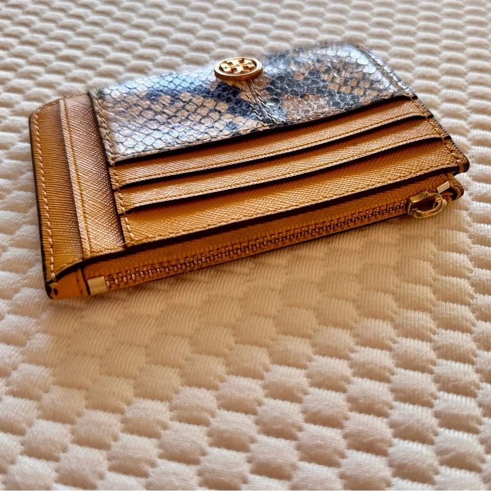 Tory Burch elegant card