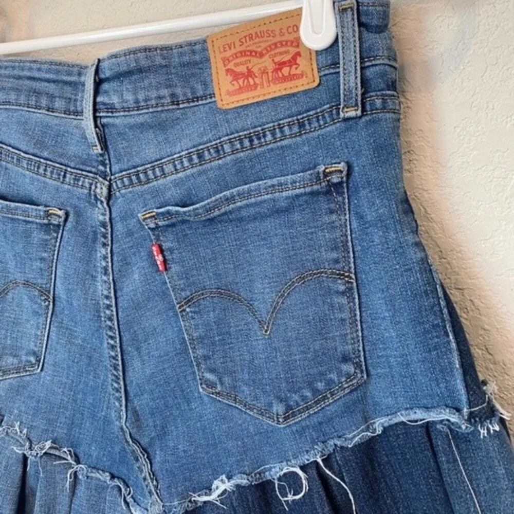 Levis levi’s skirt