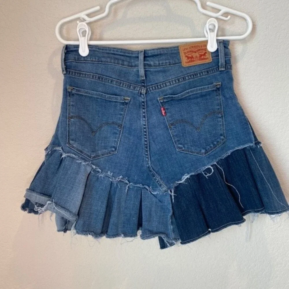 Levis levi’s skirt