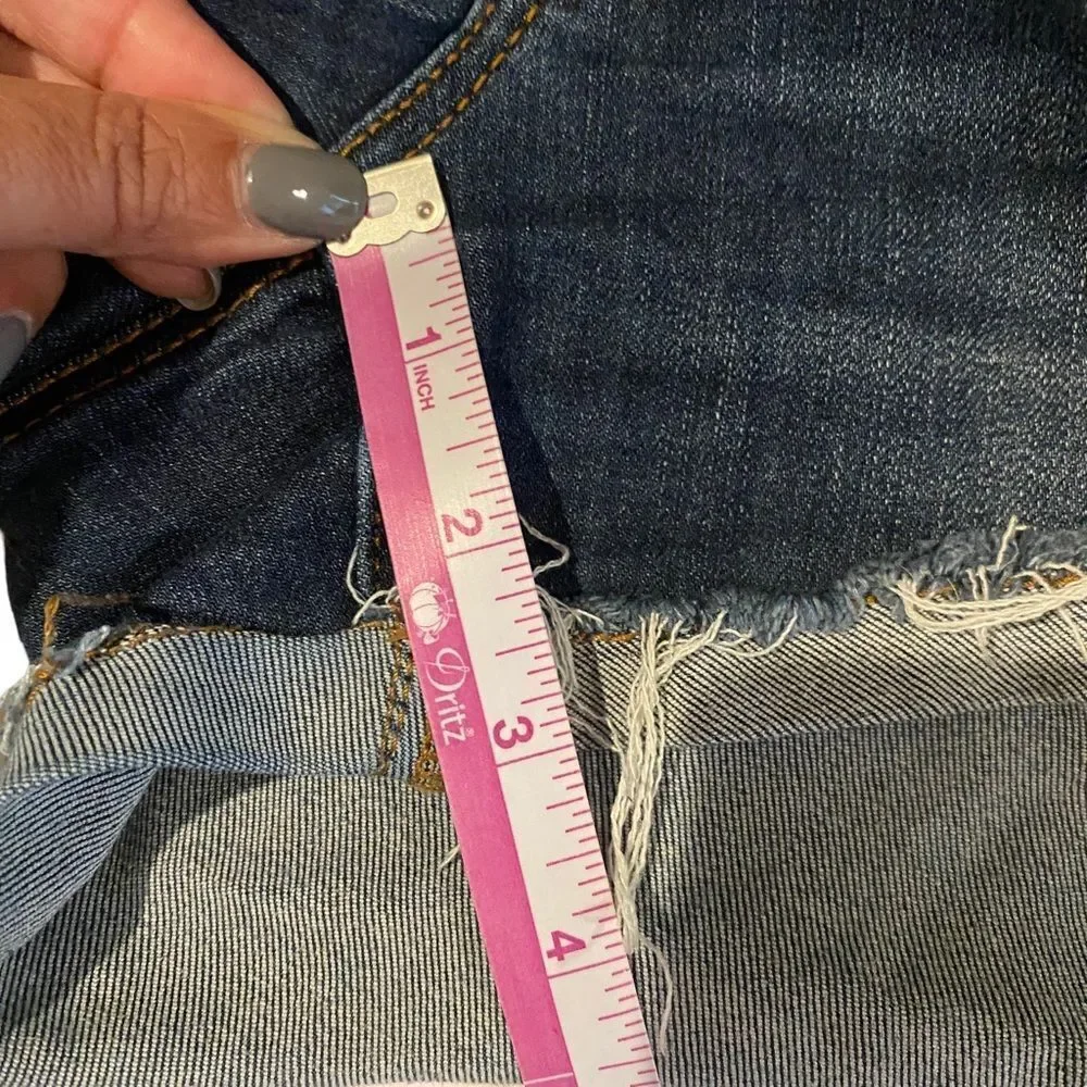American Eagle Outfitters great distressed