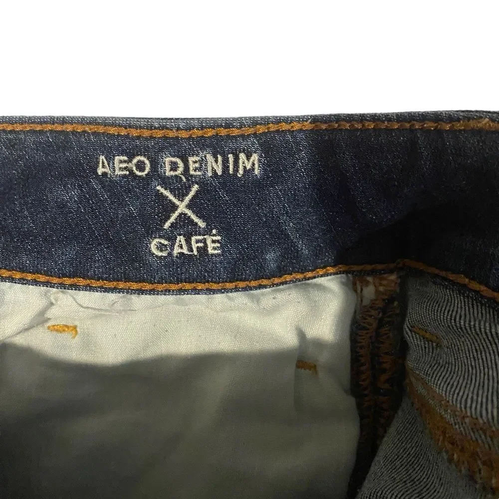 American Eagle Outfitters great distressed