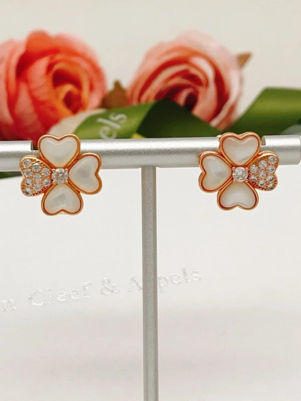 Excellent Used Condition Van Cleef & Arpels ​Earrings