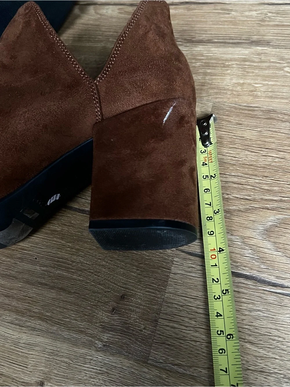 BAMBOO Brown Suede Pointed Toe Ankle Booties – Women’s Size 8