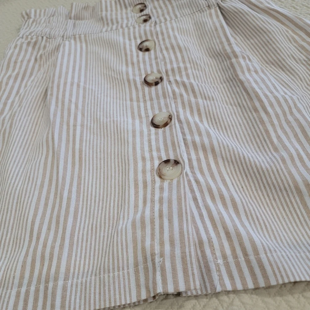 FAVLUX tan striped