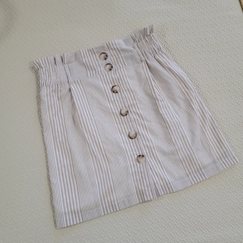 FAVLUX tan striped