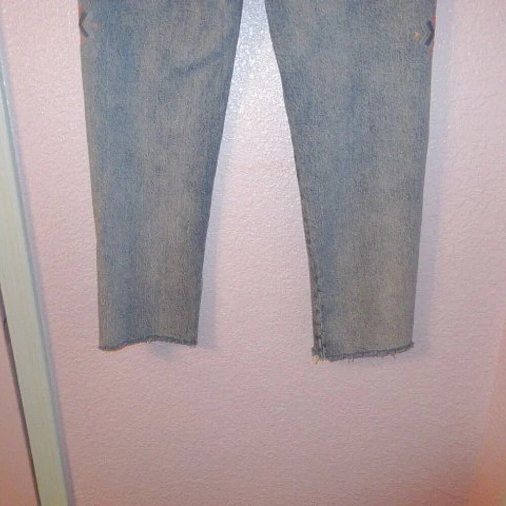Lucky Brand excellent but