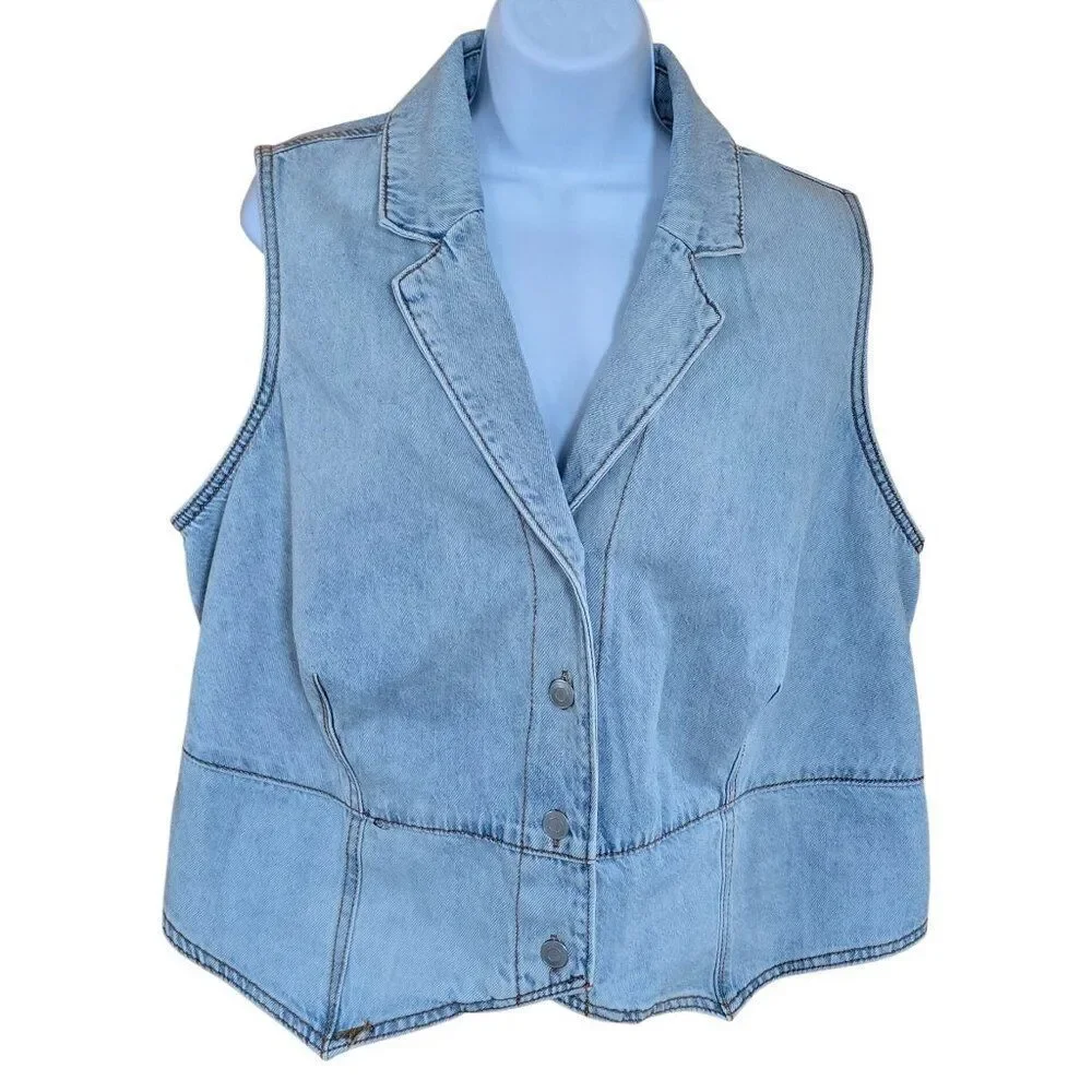 Light Wash Denim Vest Snap Button Closure cottagecore boho casual
