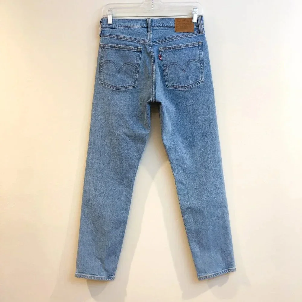 Levis levi wedgie