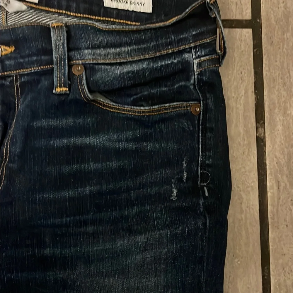 Lucky Brand Dark Wash Ankle & Cropped Jeans Sz 28