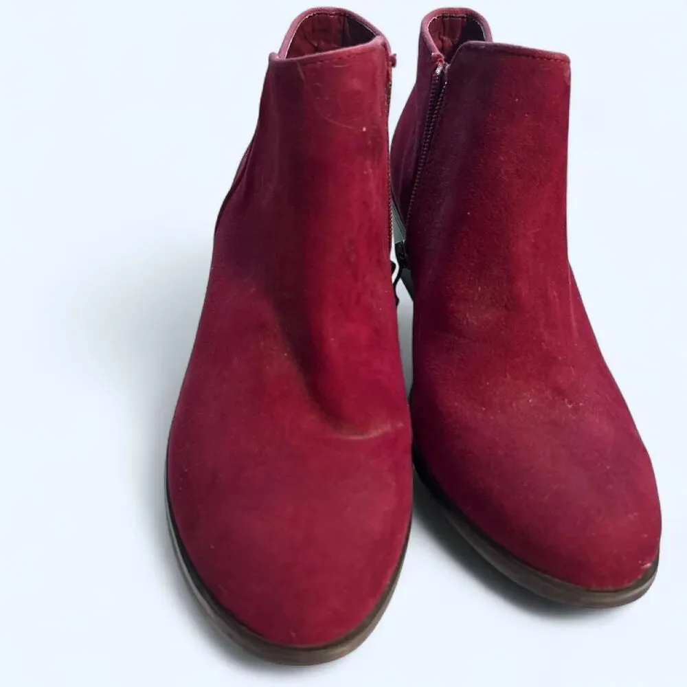 Source Unknown burgundy vibe not