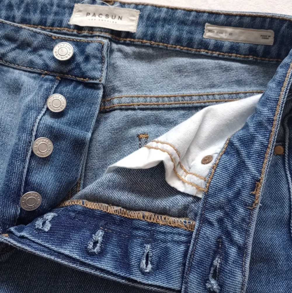 PacSun these mom
