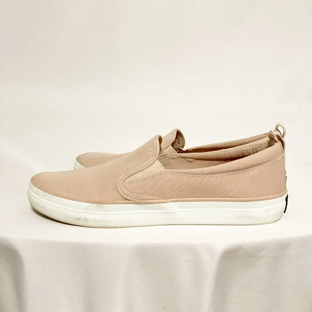 Sperry versatile everyday