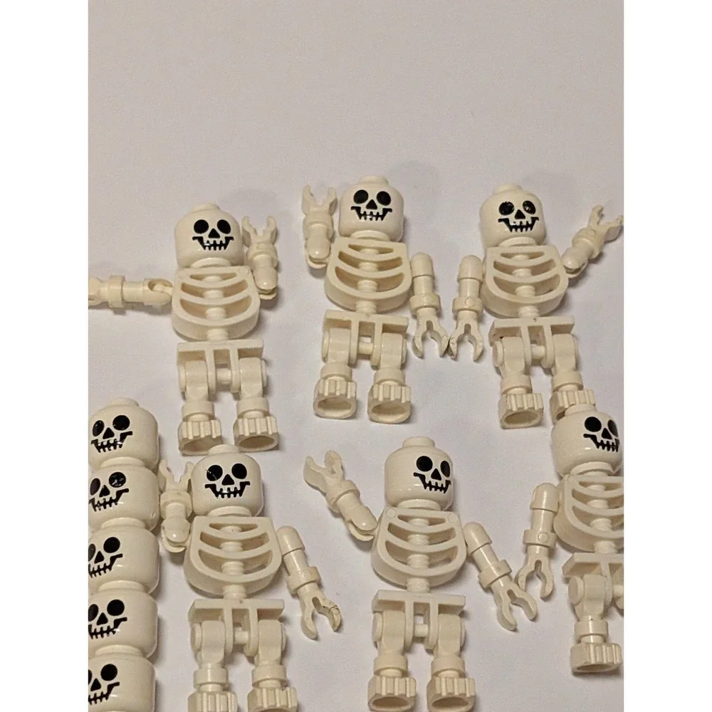 Vintage 1998 LEGO Adventurers Egypt‎ Tomb Skeletons Lot 6+