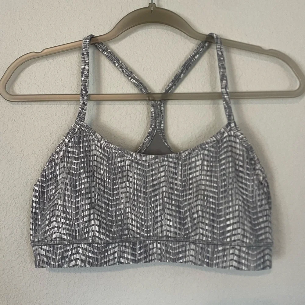 Lululemon Flow Y Bra IV *Luon in Arrow Jacquard Battleship Silver - Size 12