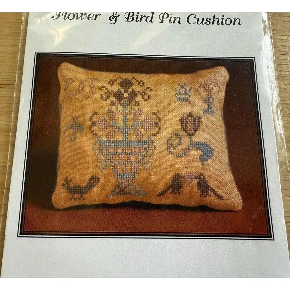 Dames Of The Needle /‎ Finger Work Flower & Bird Pincushion Pattern