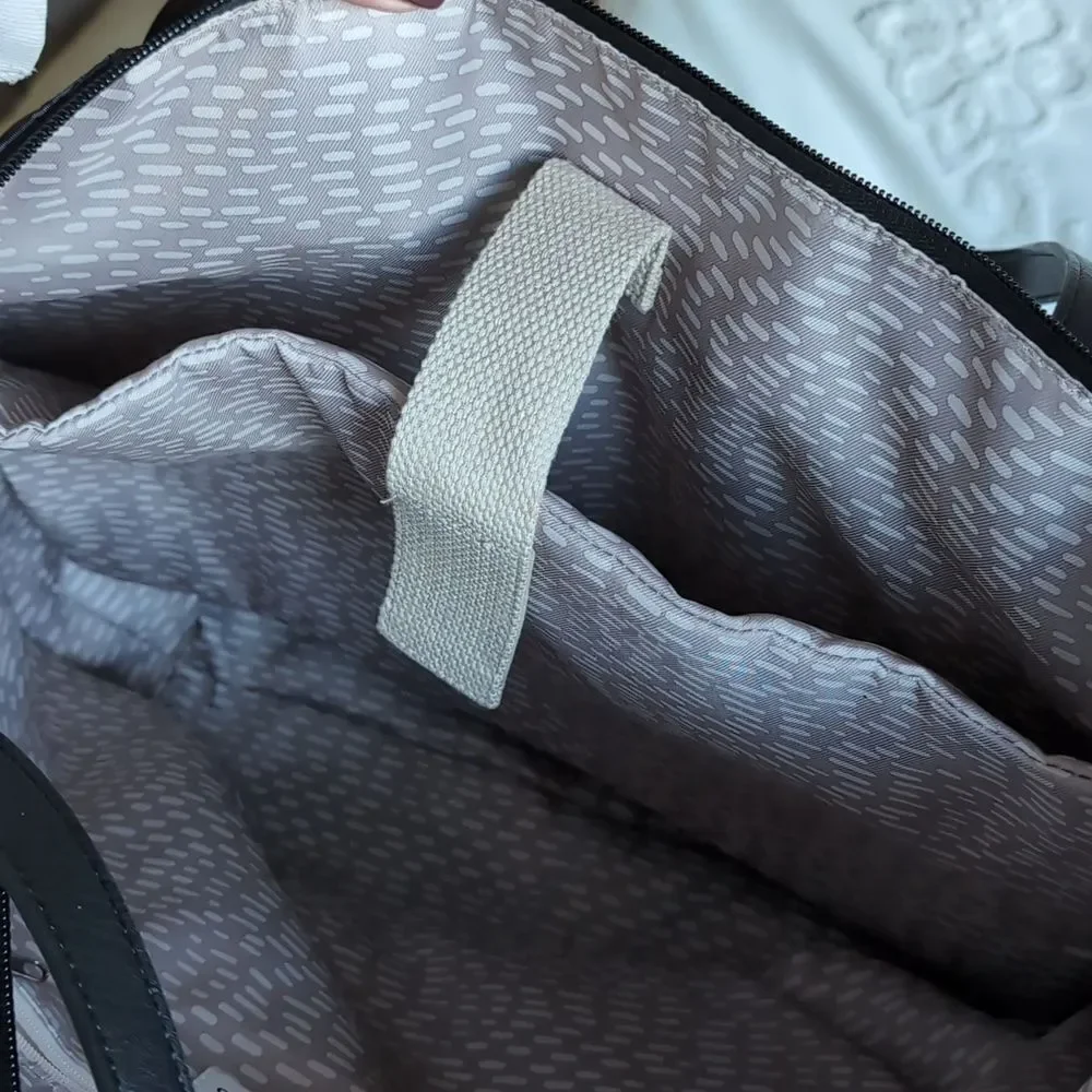 Sakroots spacious tote