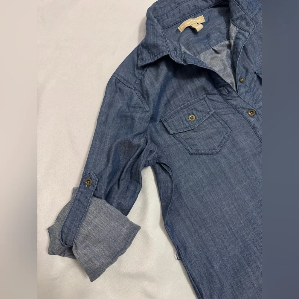 Banana Republic this material