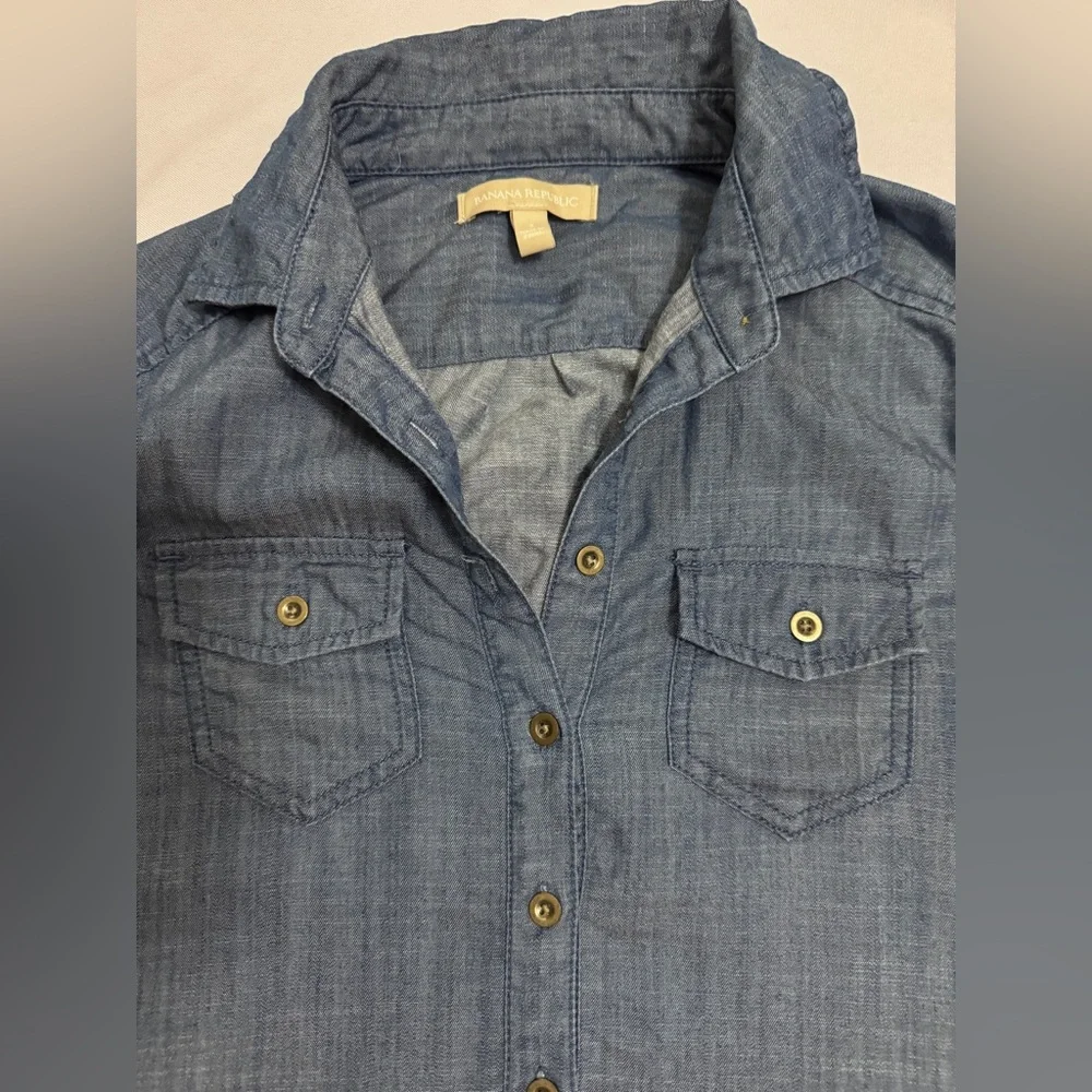 Banana Republic this material