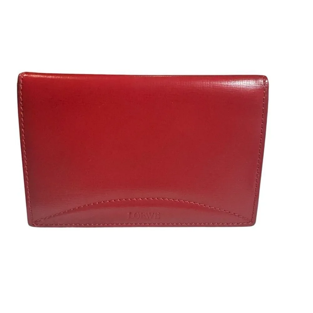 Loewe auth red