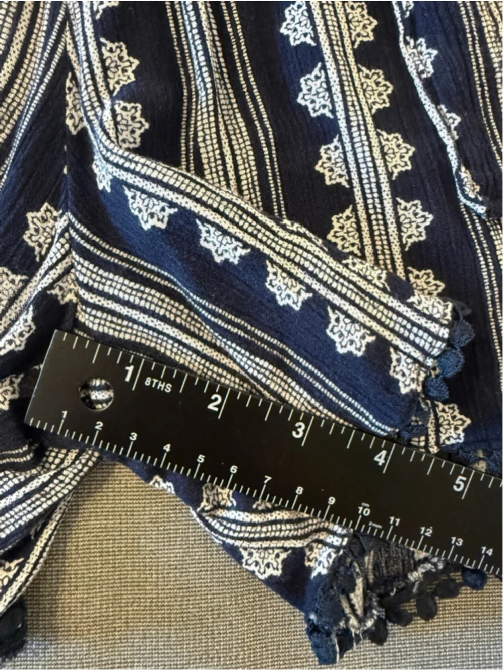 Three Dots Women's Pull On Shorts Navy Stripe Batik Size M Boho