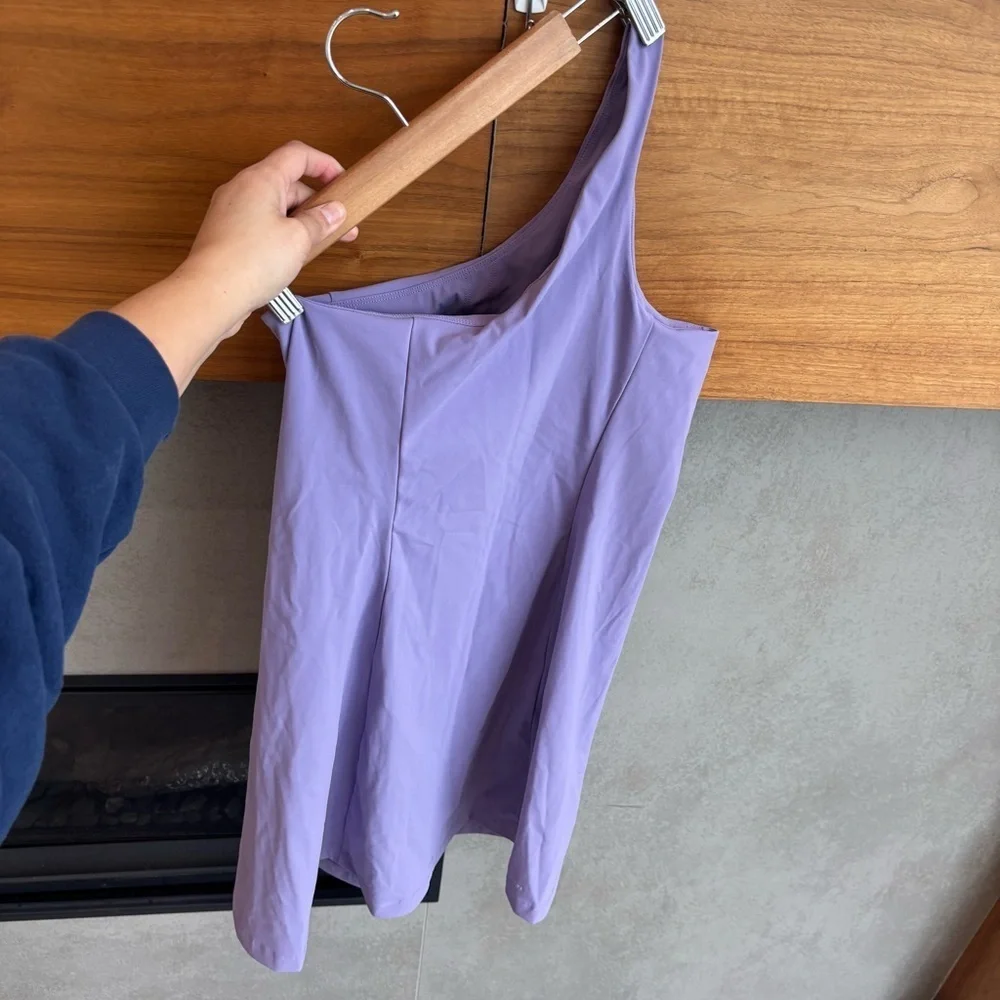 Outdoor Voices sweat wicking
