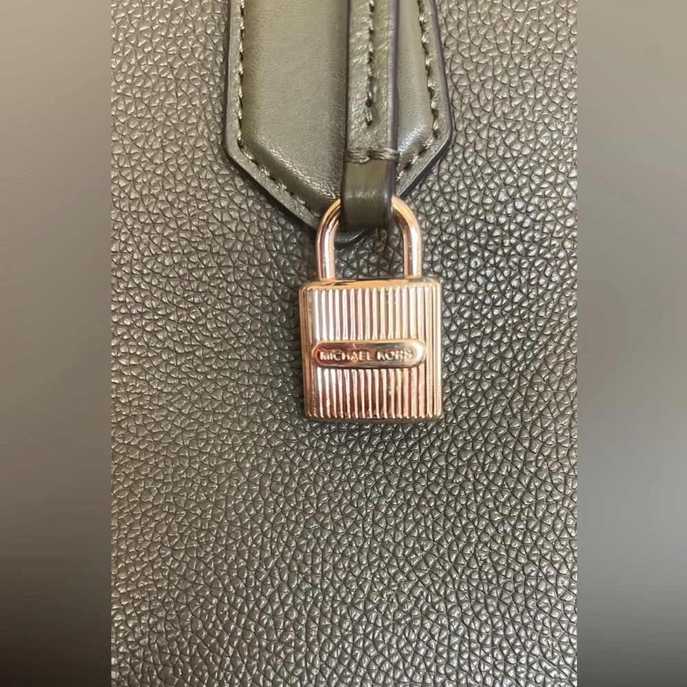 Michael Kors olive hayes minor
