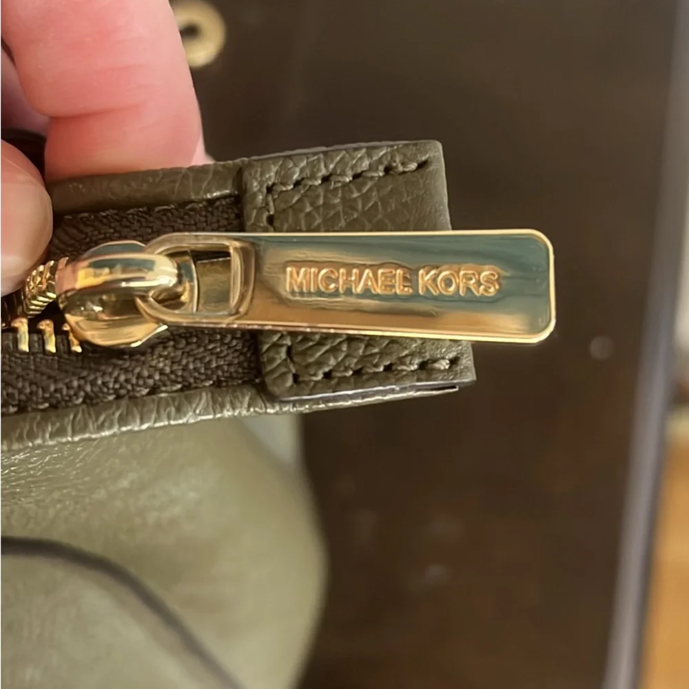 Michael Kors mk tone removable