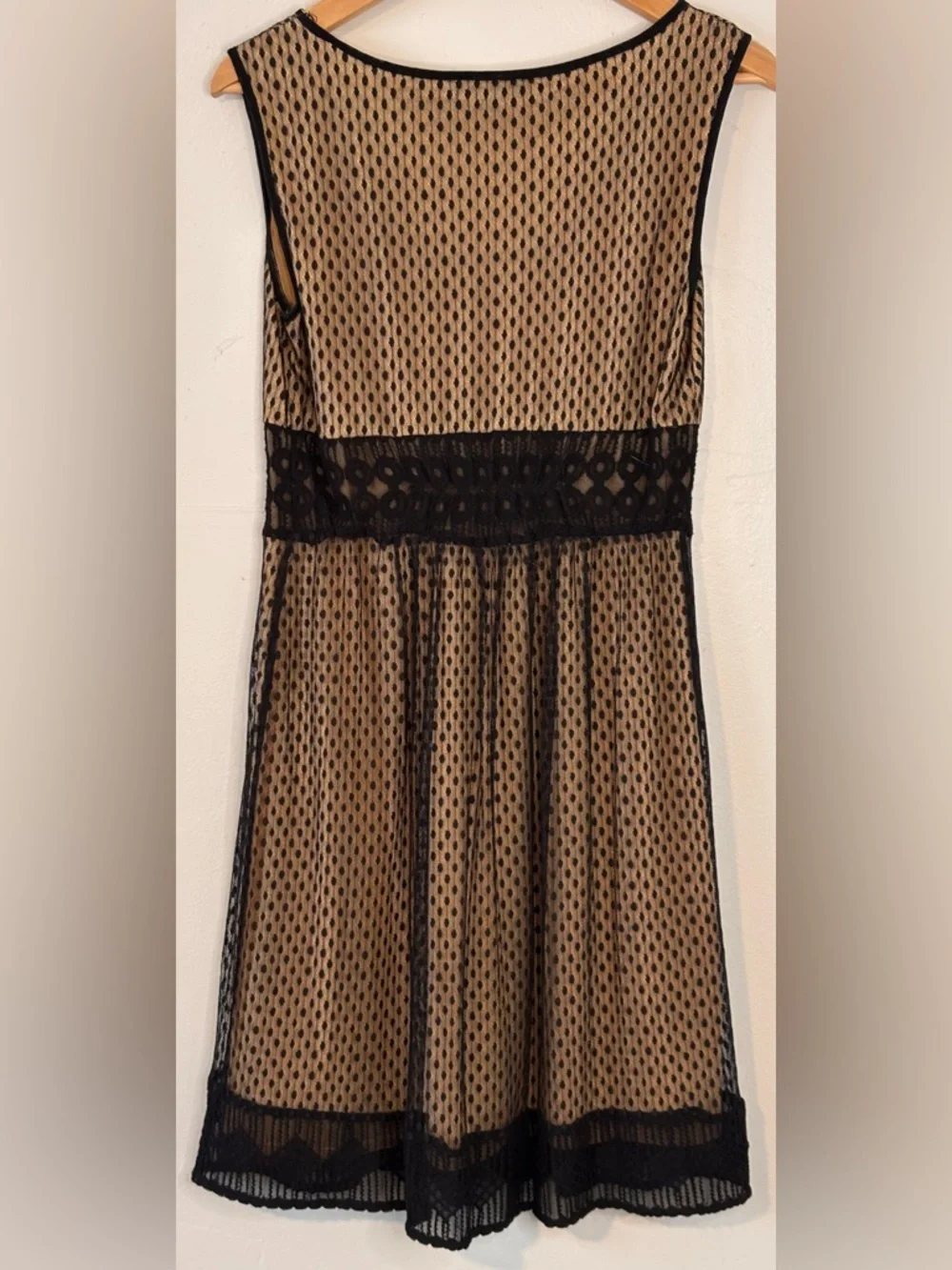 Max Edition elegant sleeveless