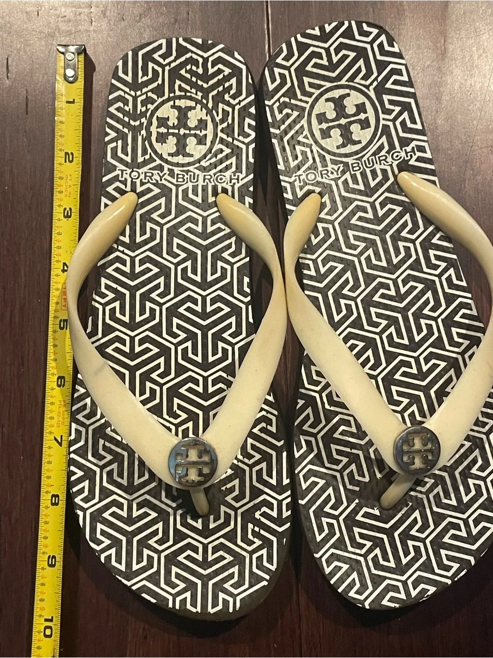 Tory Burch classic tory