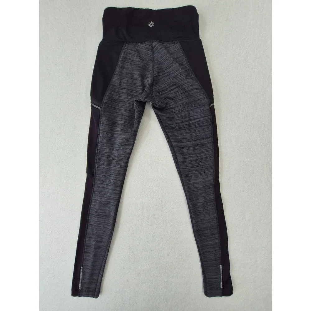Athleta size 11 slightly
